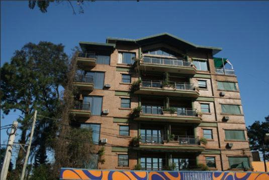 Edificio Nicolas Y Marcelo Siry Posadas Eksteriør billede
